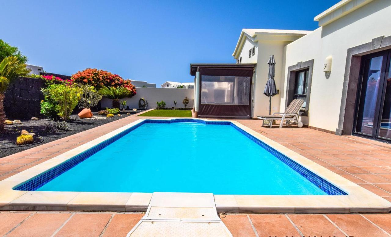 216 - Villa Helena By Villas Now Ltd Коста Бланка Экстерьер фото