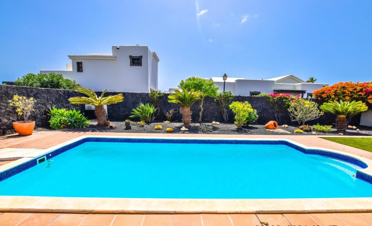 216 - Villa Helena By Villas Now Ltd Коста Бланка Экстерьер фото